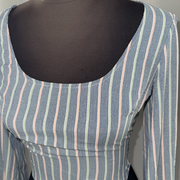 Fanco Open Back Long Sleeve Wrap Top - Picture 2 of 8